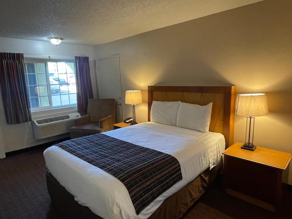 Skyway Inn - Seatac Dış mekan fotoğraf