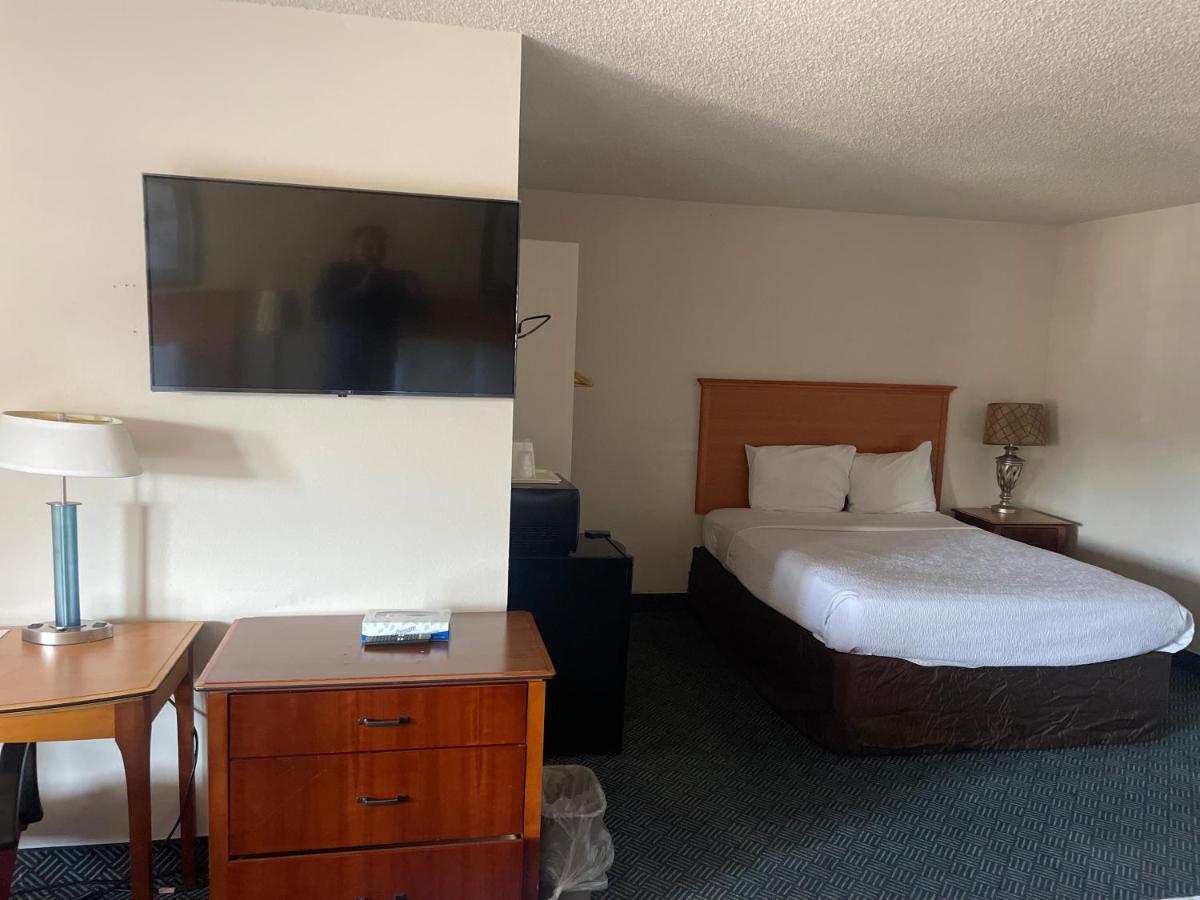 Skyway Inn - Seatac Dış mekan fotoğraf