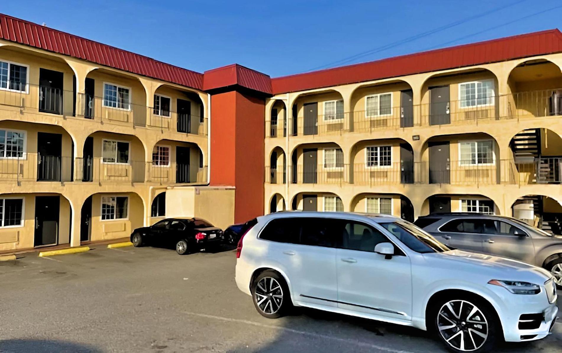Skyway Inn - Seatac Dış mekan fotoğraf